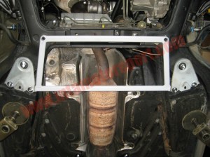 refuerzo inferior delant Volvo 850